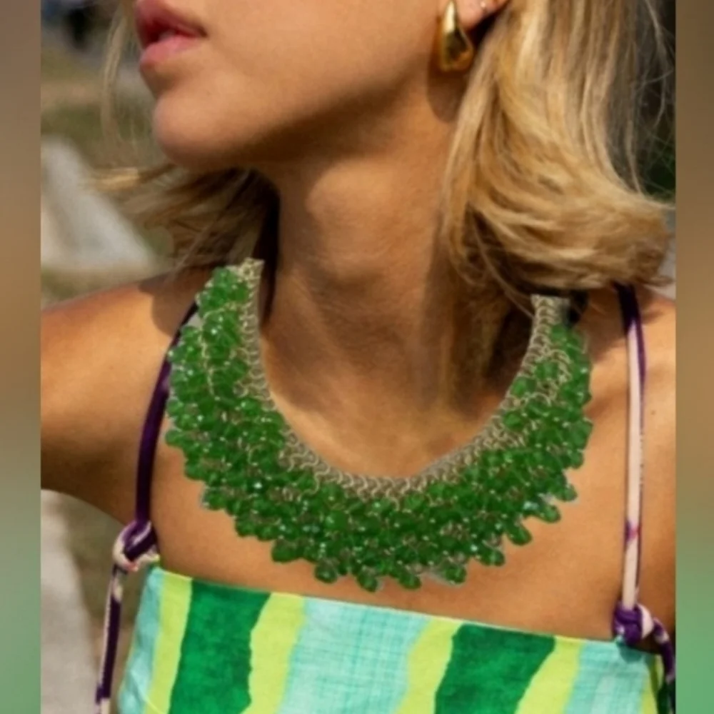 NWT Kelly Green Crystal Beaded Gold Statement Necklace